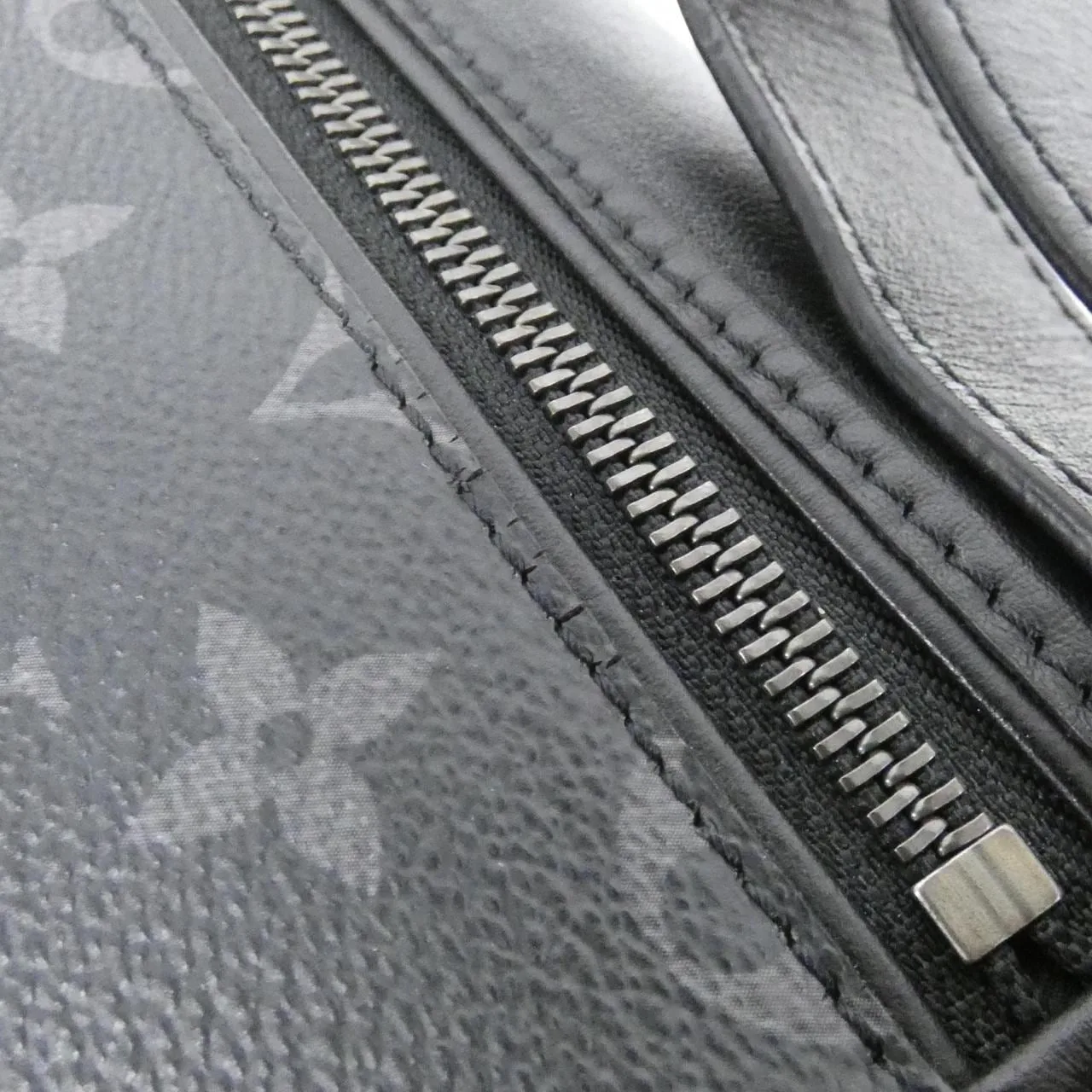 LOUIS VUITTON Discovery M44336 Shoulder Monogram 黑色 Monogram 中古品A - 縮圖 6