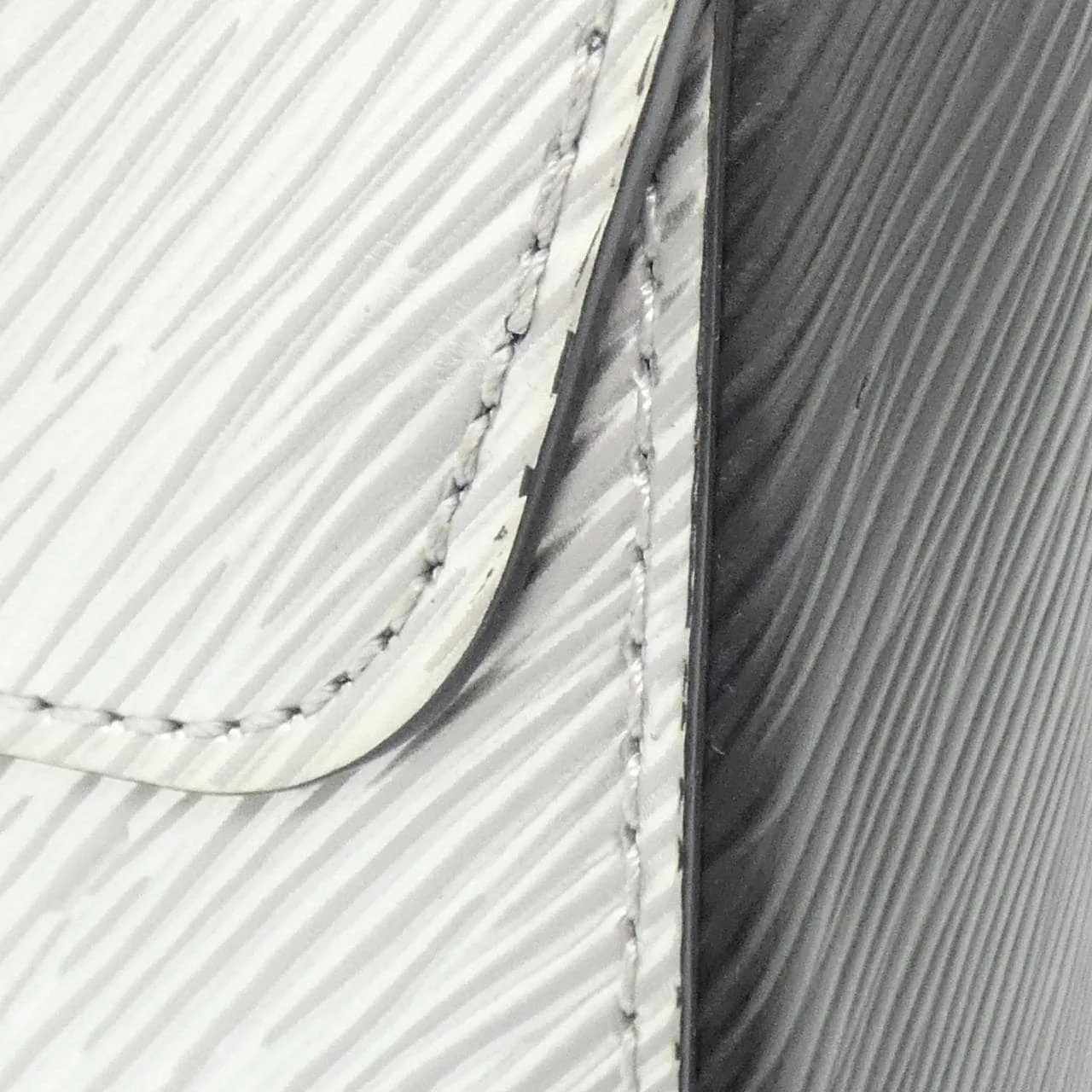 LOUIS VUITTON Twist M55404 肩背包 Epi 銀色 Epi 中古品A - 縮圖 6