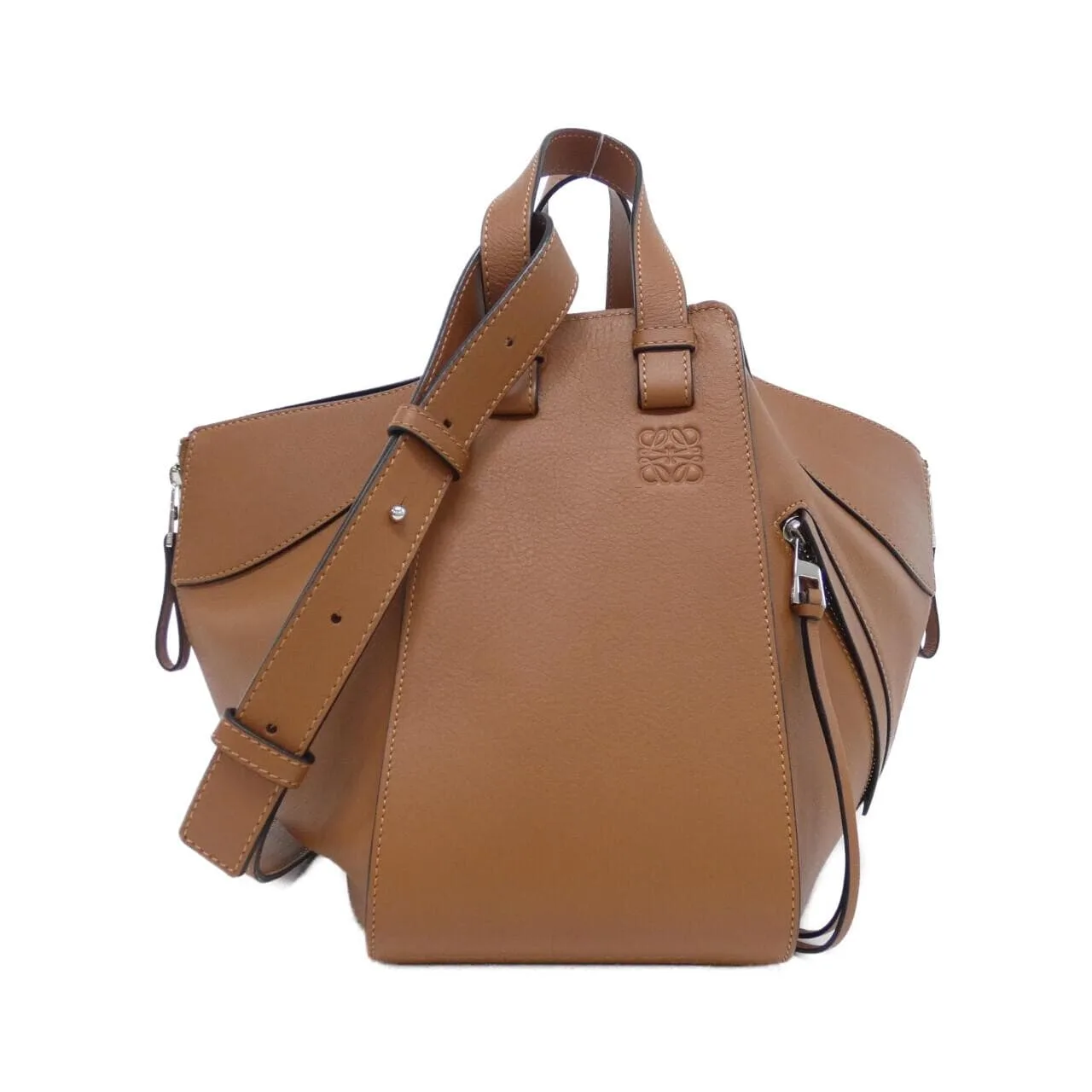 LOEWE Hammock 387 30 S35 肩背包