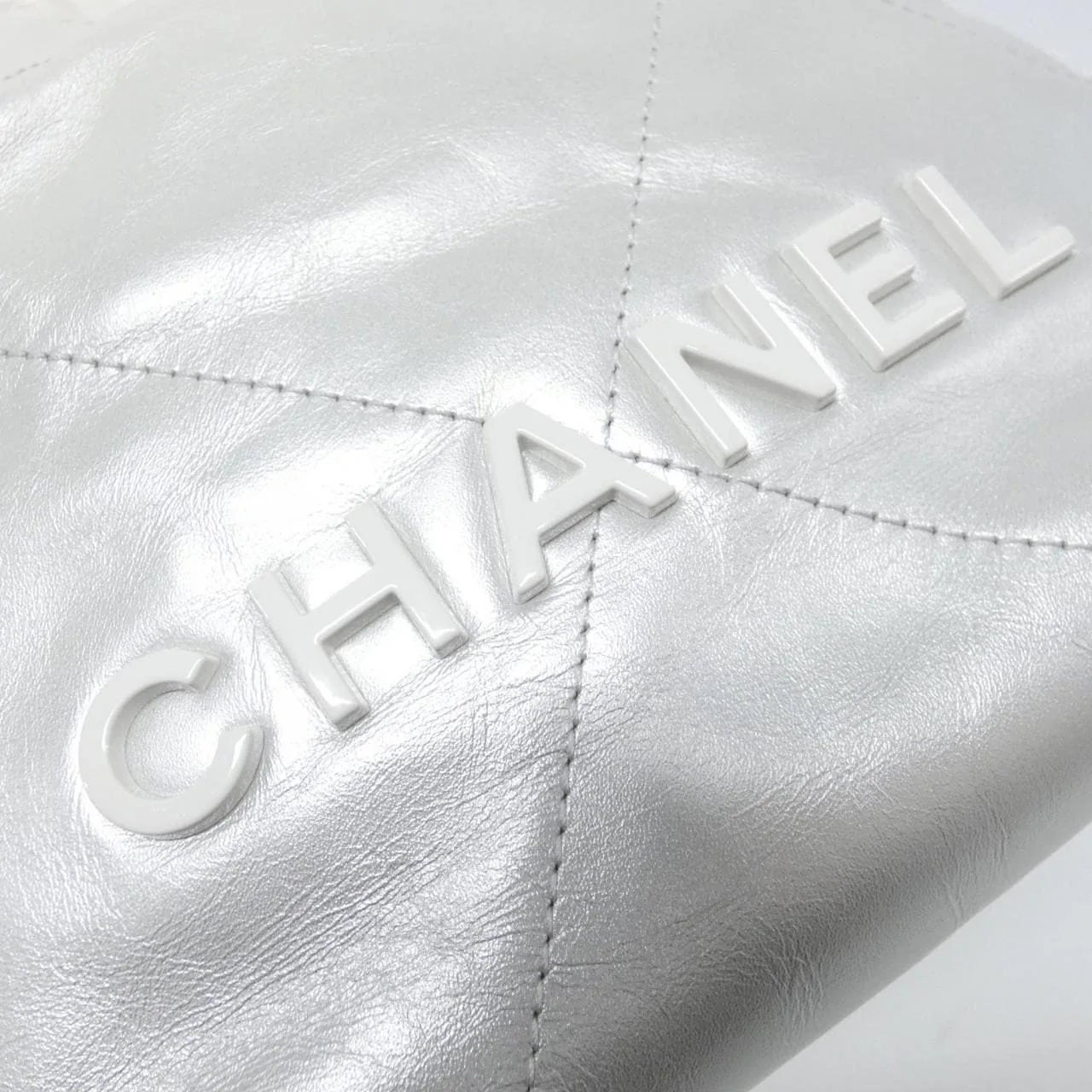 CHANEL Chanel 22 AS3980 Handbag 4
