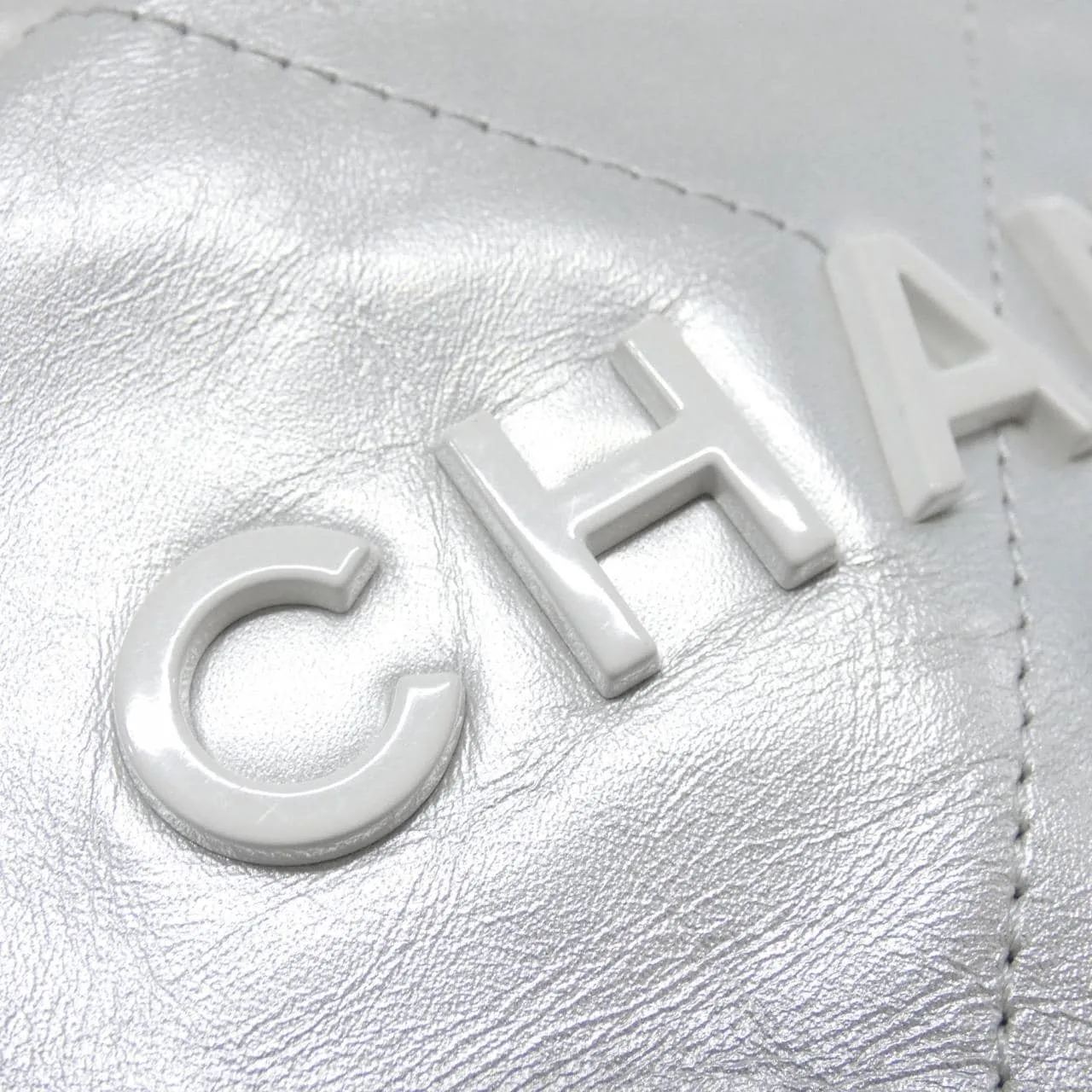 CHANEL Chanel 22 AS3980 Handbag 5