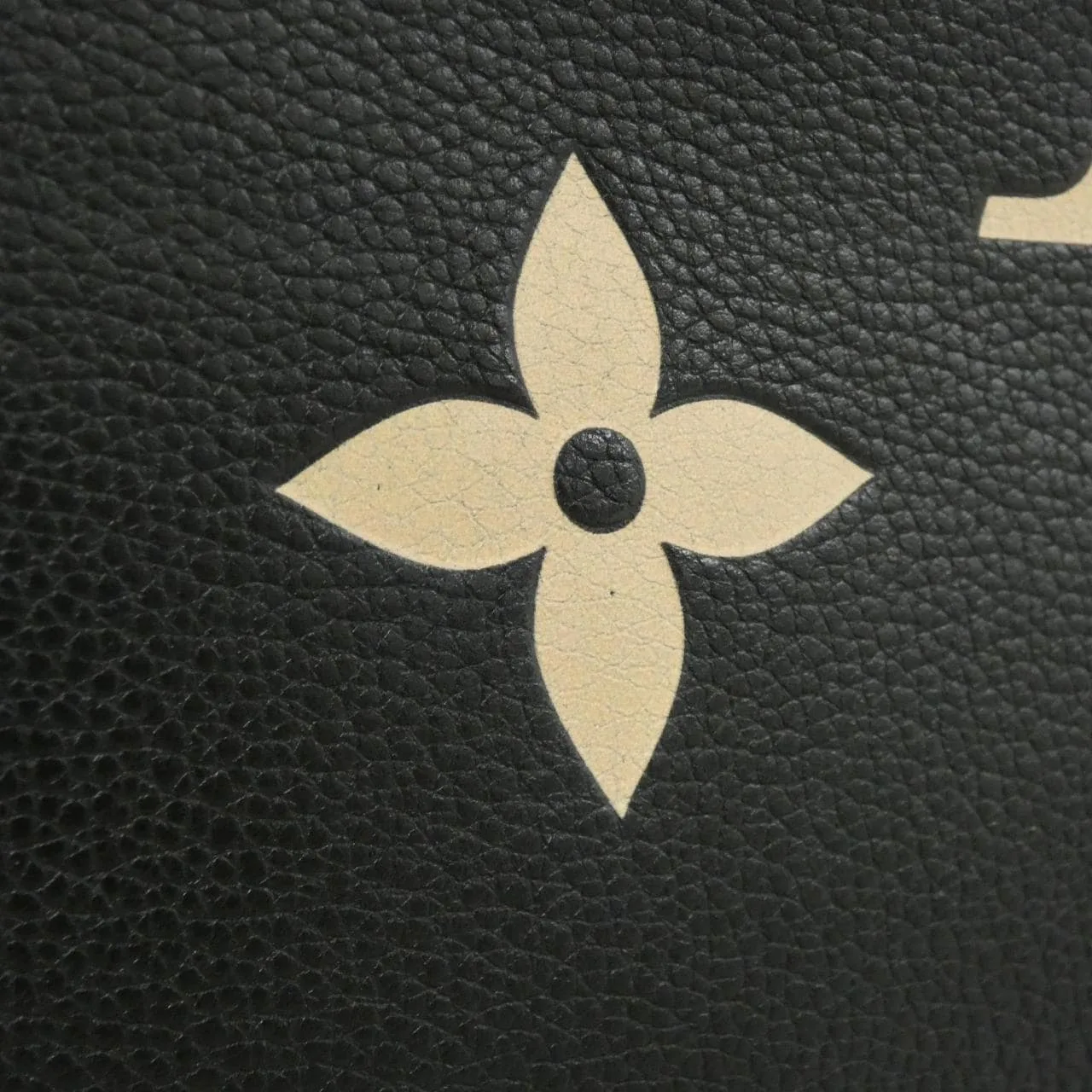 LOUIS VUITTON OnTheGo M45495 Handbag Monogram 黑色 Monogram 中古品A - 縮圖 3