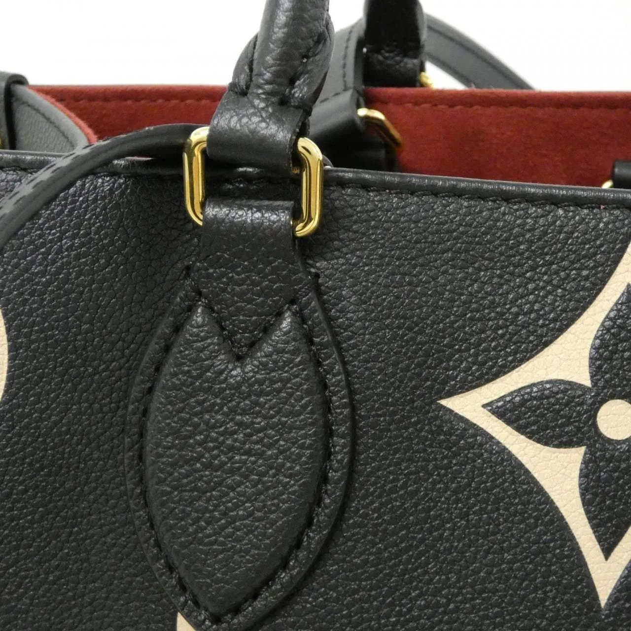 LOUIS VUITTON OnTheGo M45495 Handbag Monogram 黑色 Monogram 中古品A - 縮圖 4