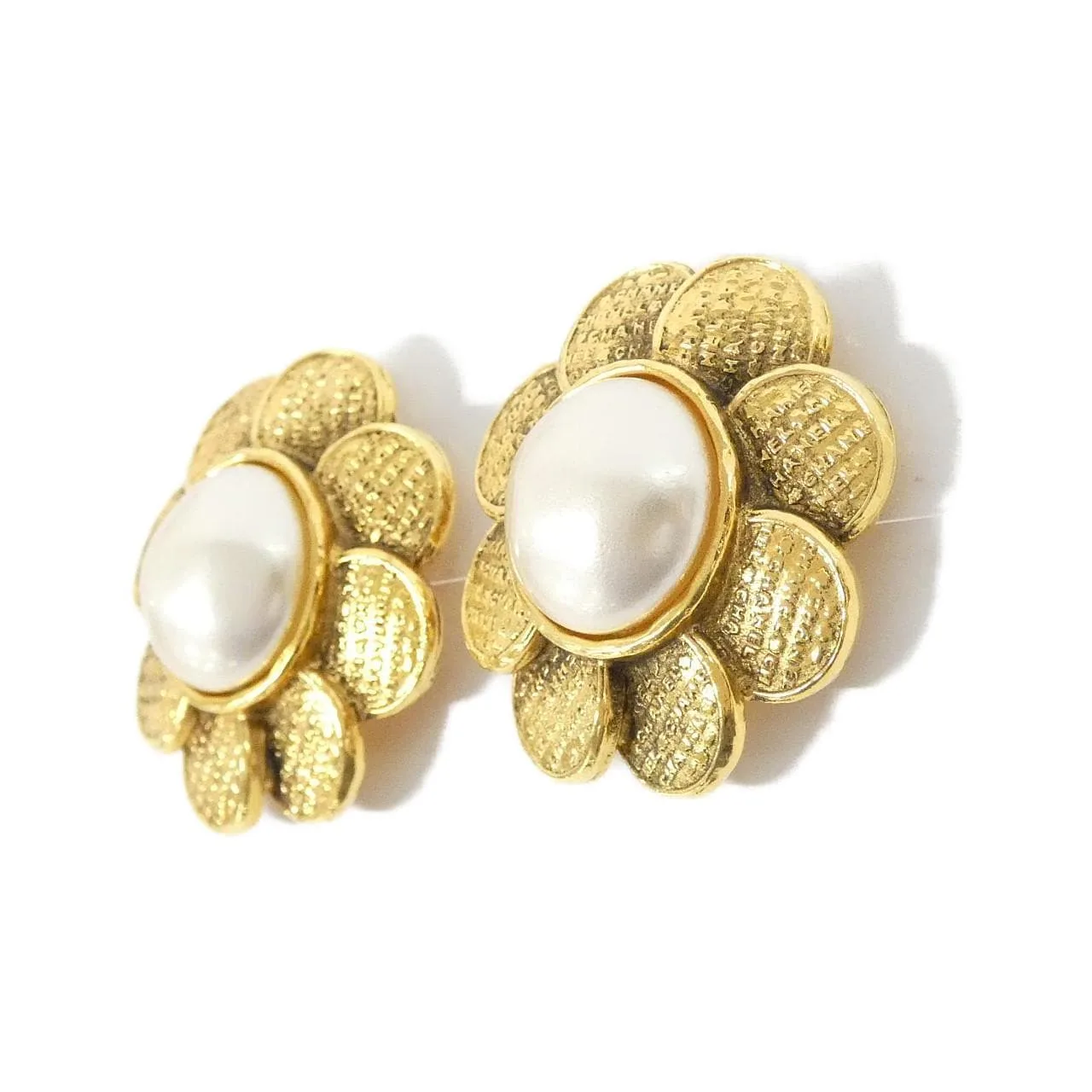 CHANEL Accessories 2