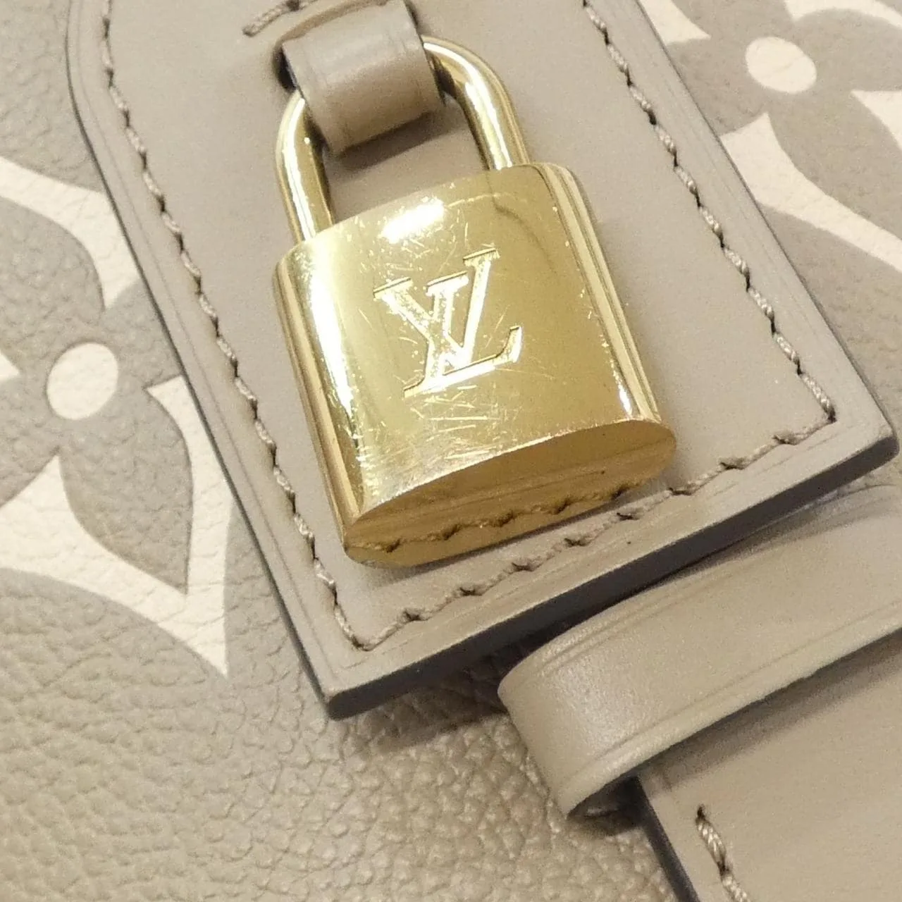 LOUIS VUITTON M13045 肩背包 Monogram 黑色 Monogram 中古品A - 縮圖 4