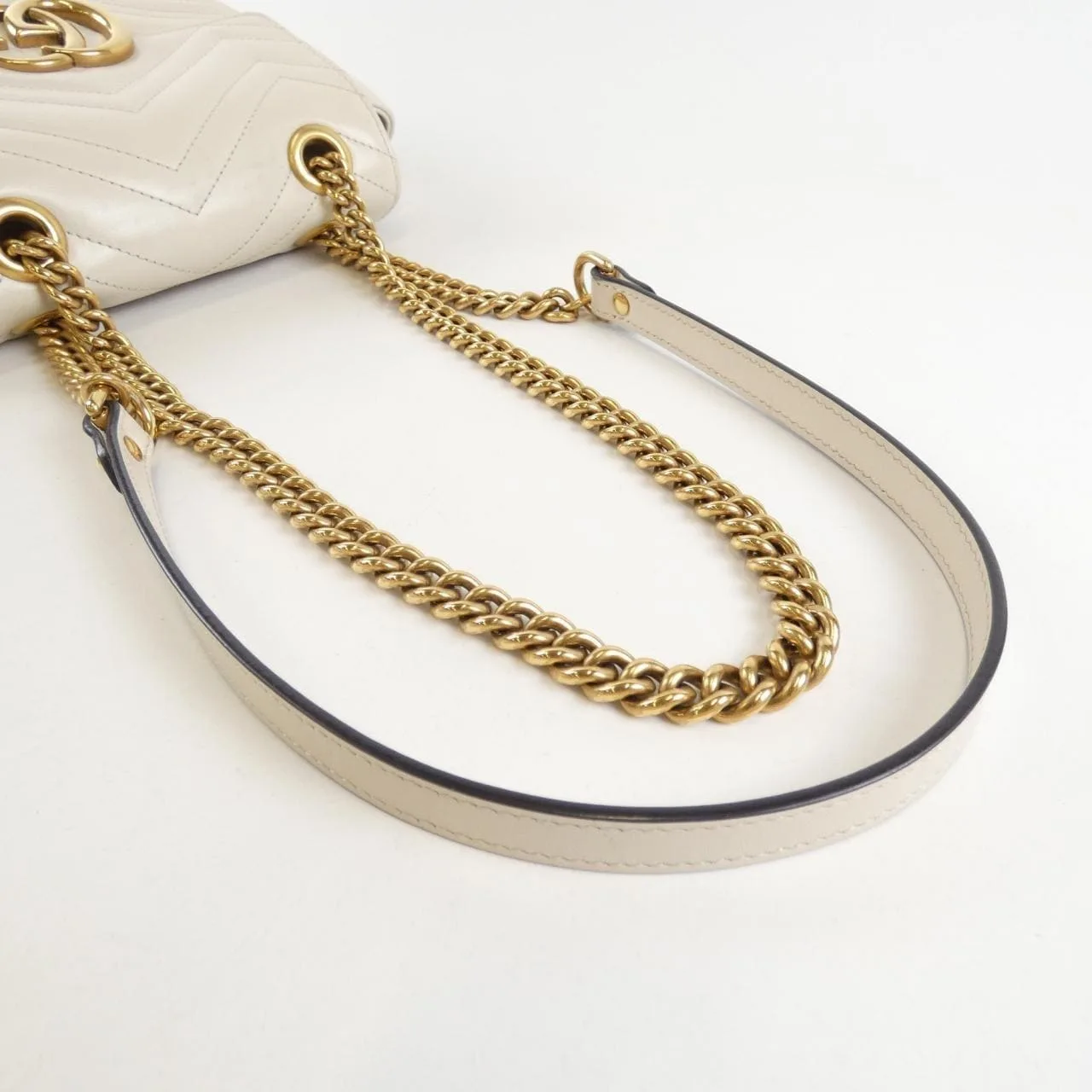 GUCCI GG Marmont 739682 AABZC Shoulder Leather