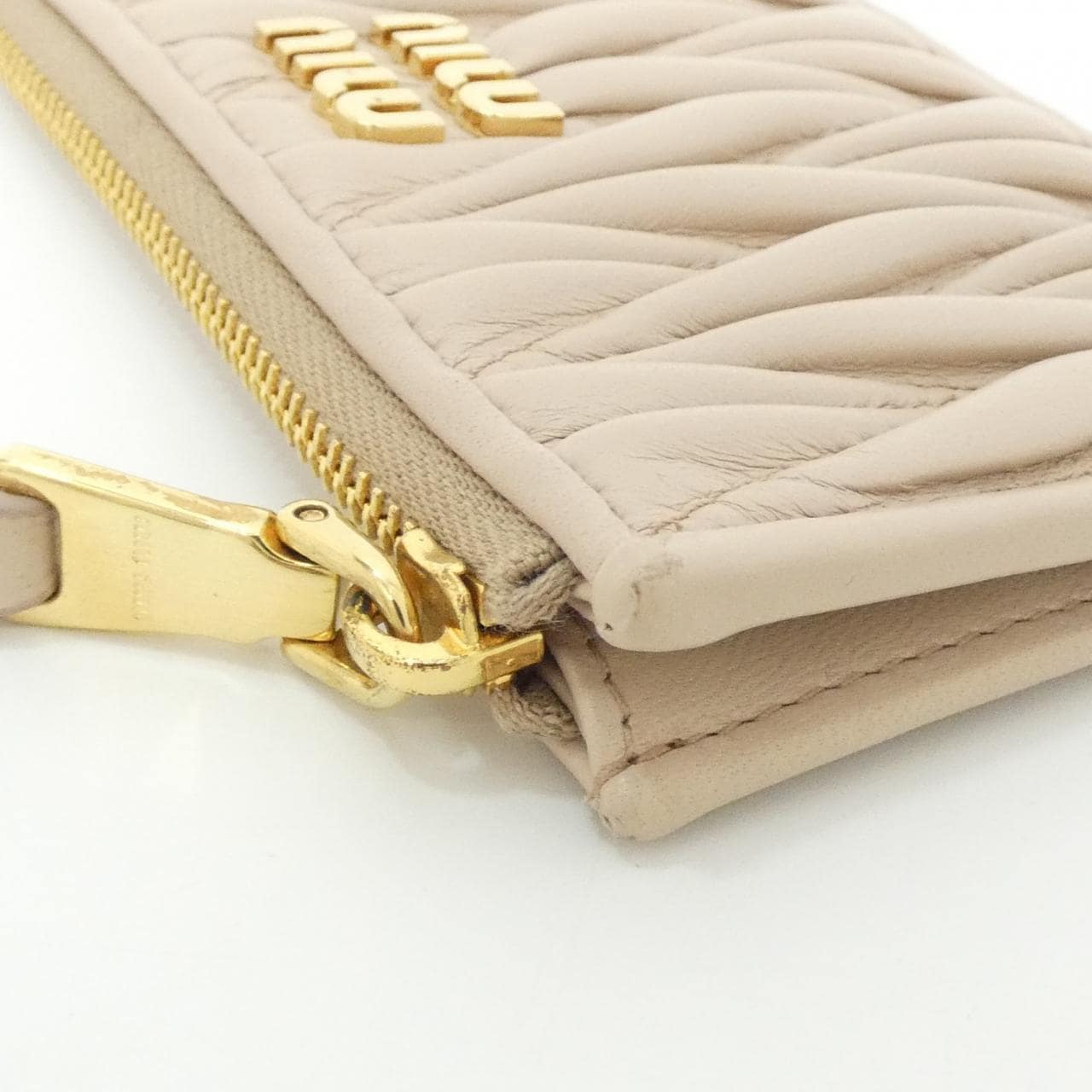 MIU MIU 5MB06M Coin Case 3