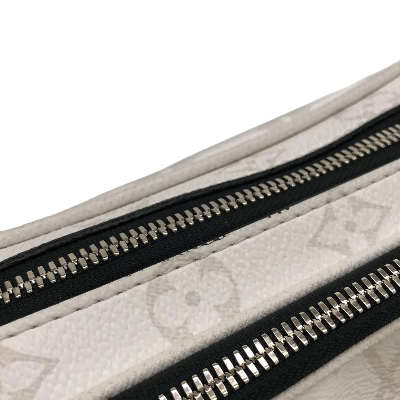 LOUIS VUITTON M31069 Shoulder Canvas White Canvas Rank A - Thumbnail 7
