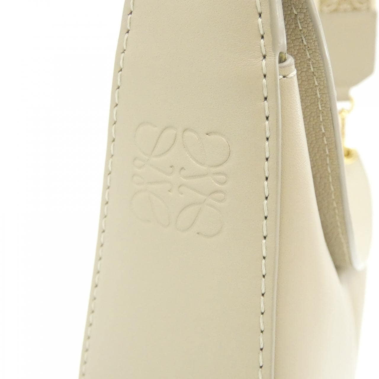 LOEWE A923PM1X01 肩背包 3