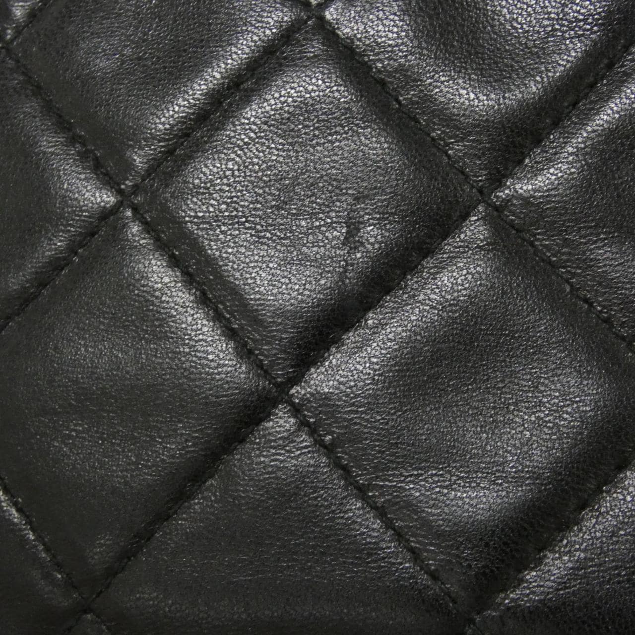 CHANEL Matelasse 07205 Shoulder Lambskin 5