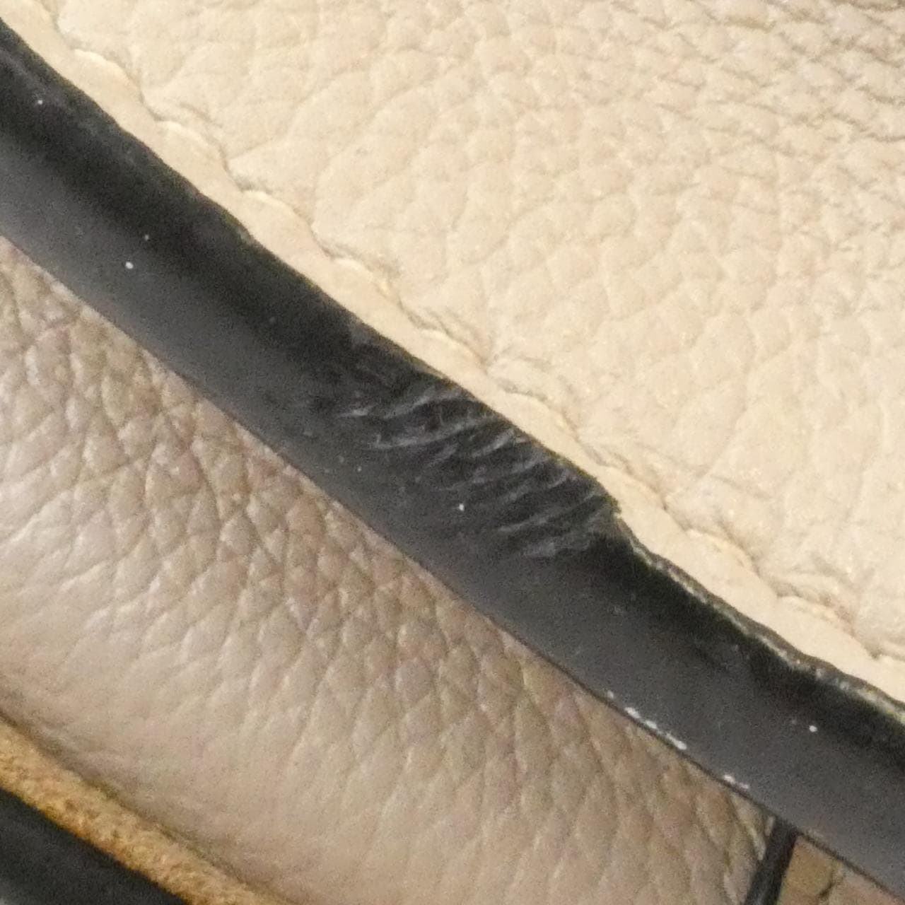 LOEWE Gate 321 12 T20 Shoulder 4
