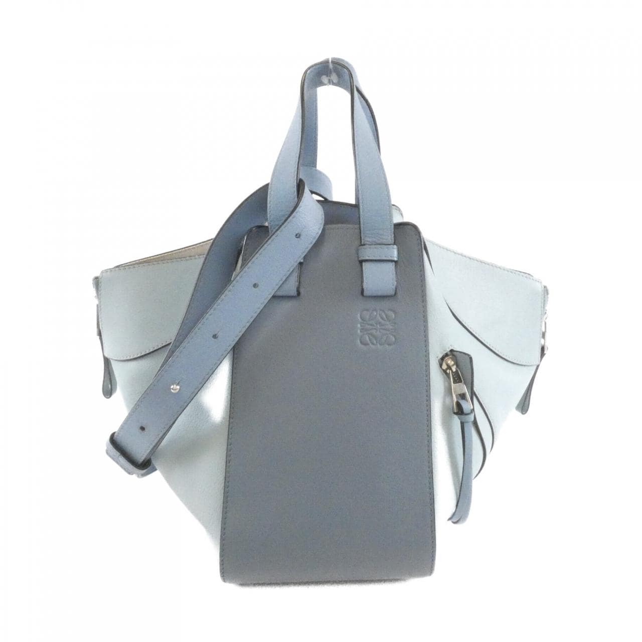 LOEWE Hammock 387 30TS35 肩背包