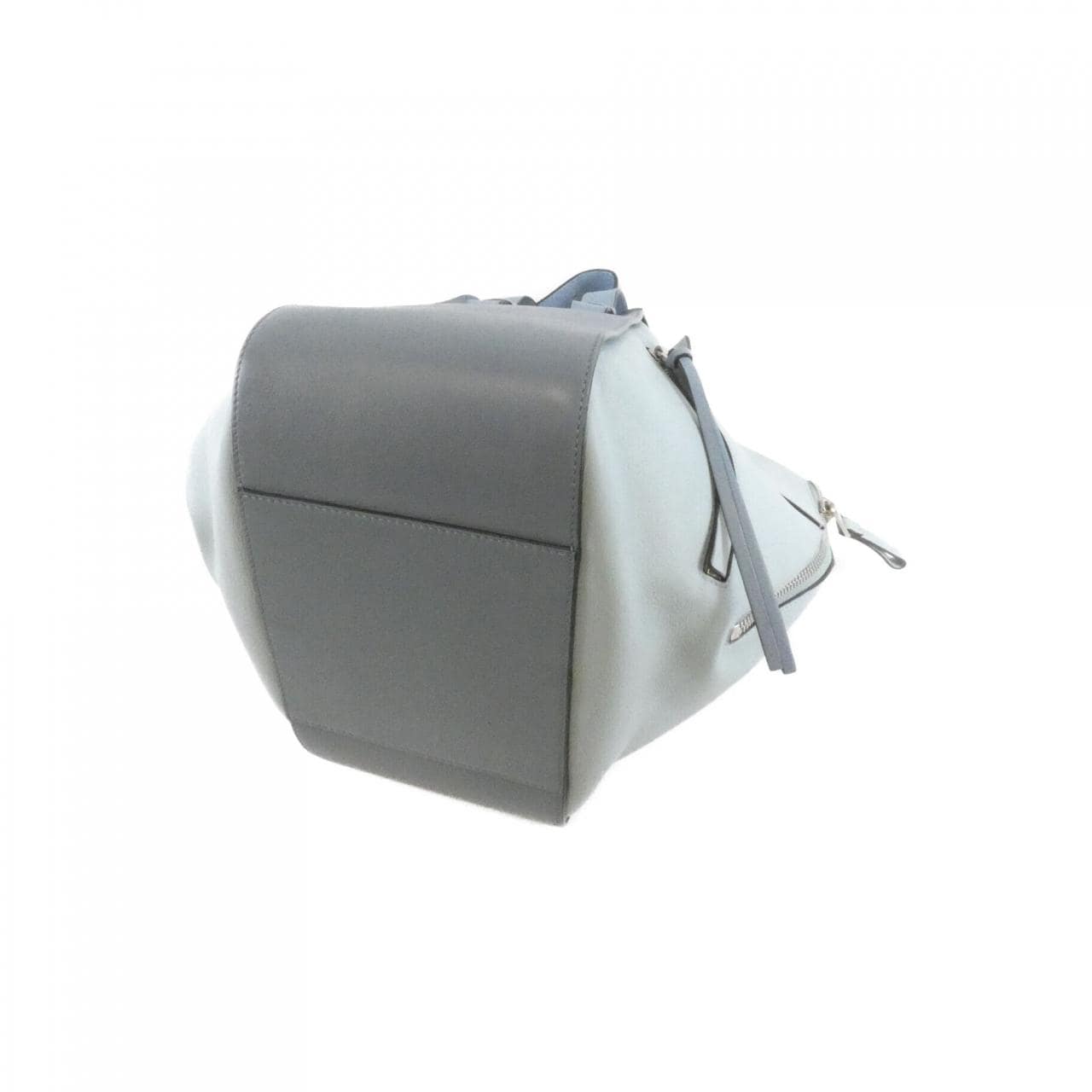 LOEWE Hammock 387 30TS35 肩背包 3