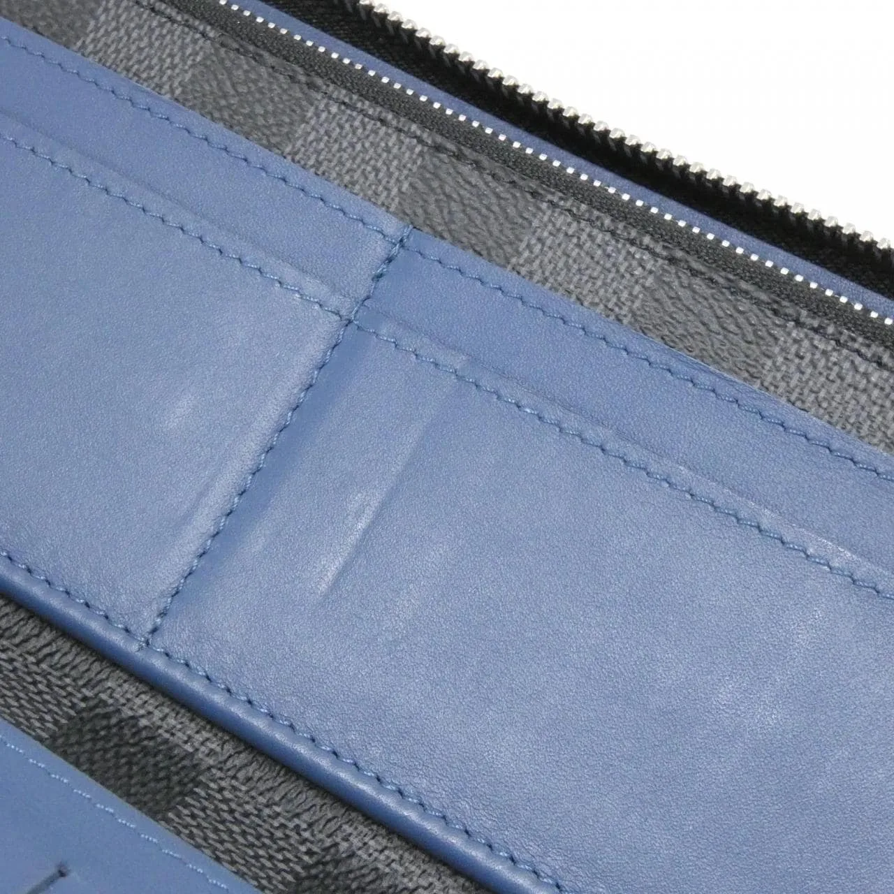 LOUIS VUITTON N63305 Wallet Damier