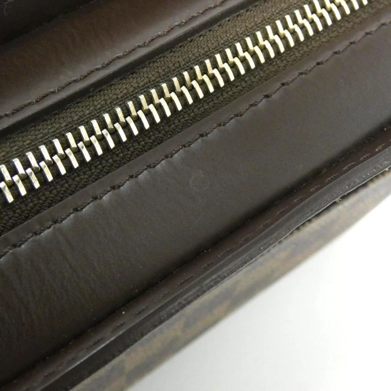 LOUIS VUITTON N51993 Business Damier 5