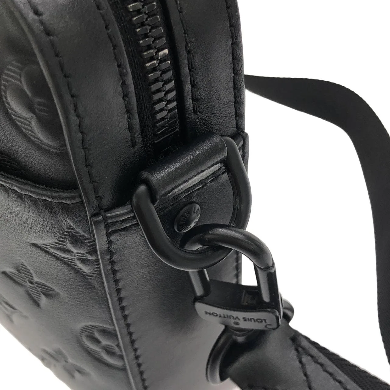 LOUIS VUITTON M69827 Shoulder Monogram Black Monogram Rank A - Thumbnail 6