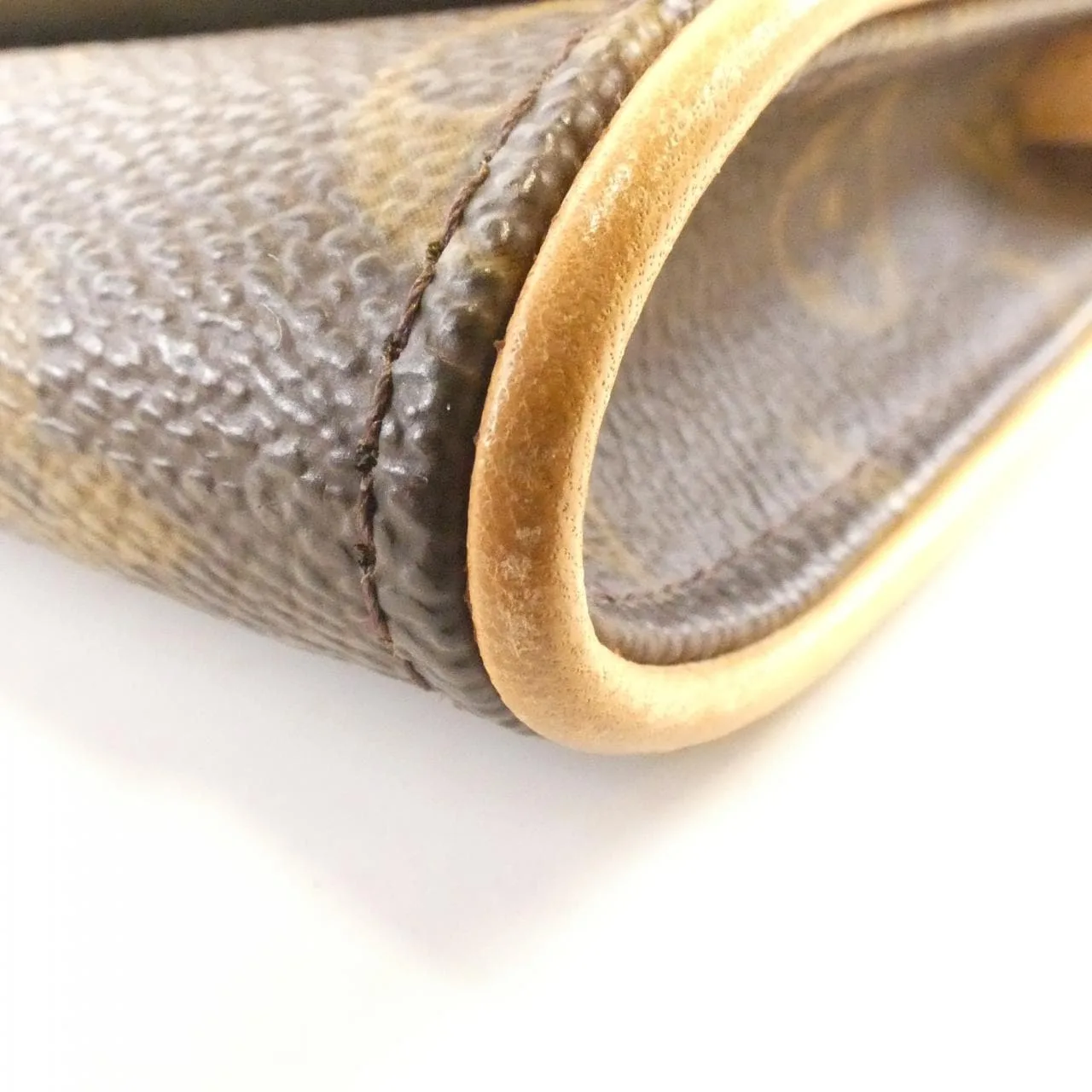LOUIS VUITTON Pochette M51852 Shoulder Monogram 3