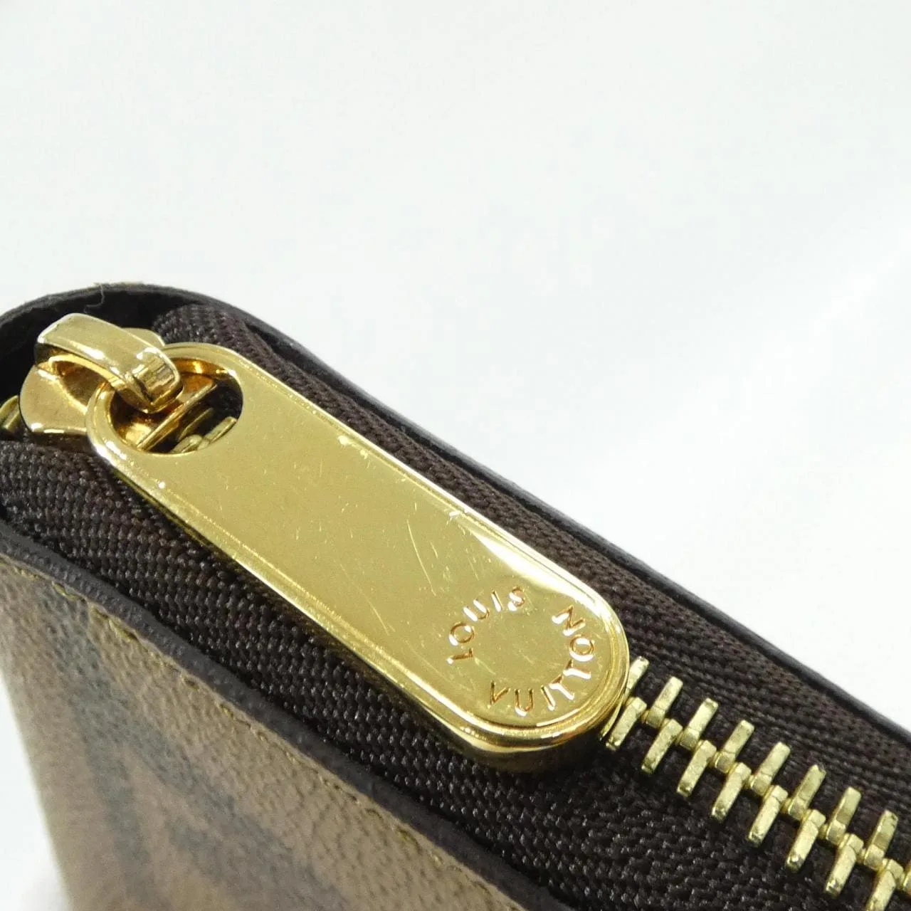 LOUIS VUITTON M69353 Wallet Monogram 4