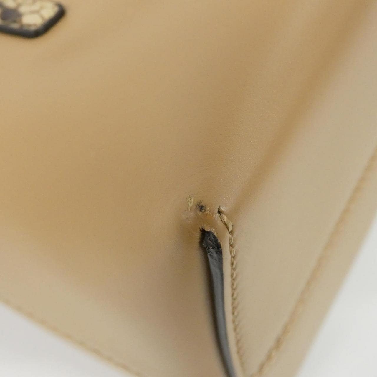 FENDI By The Way 8BL146 AHMM 手提包 3