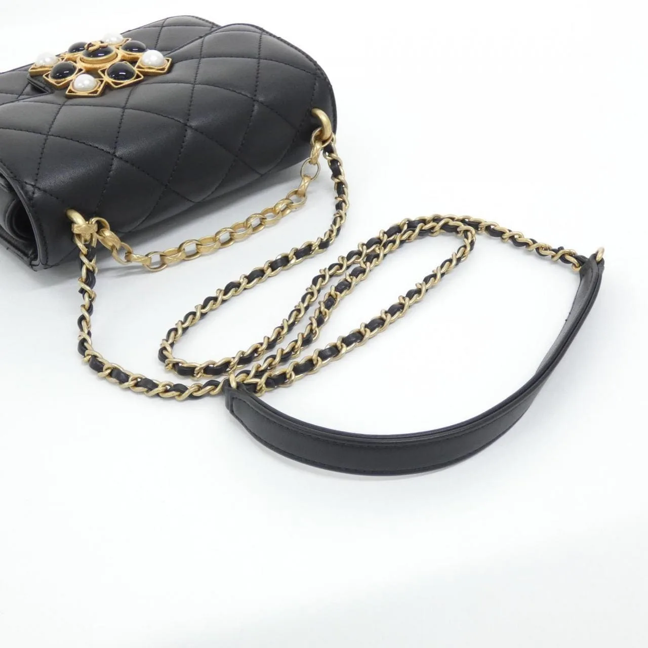 CHANEL Chanel 19 AS1889 Handbag