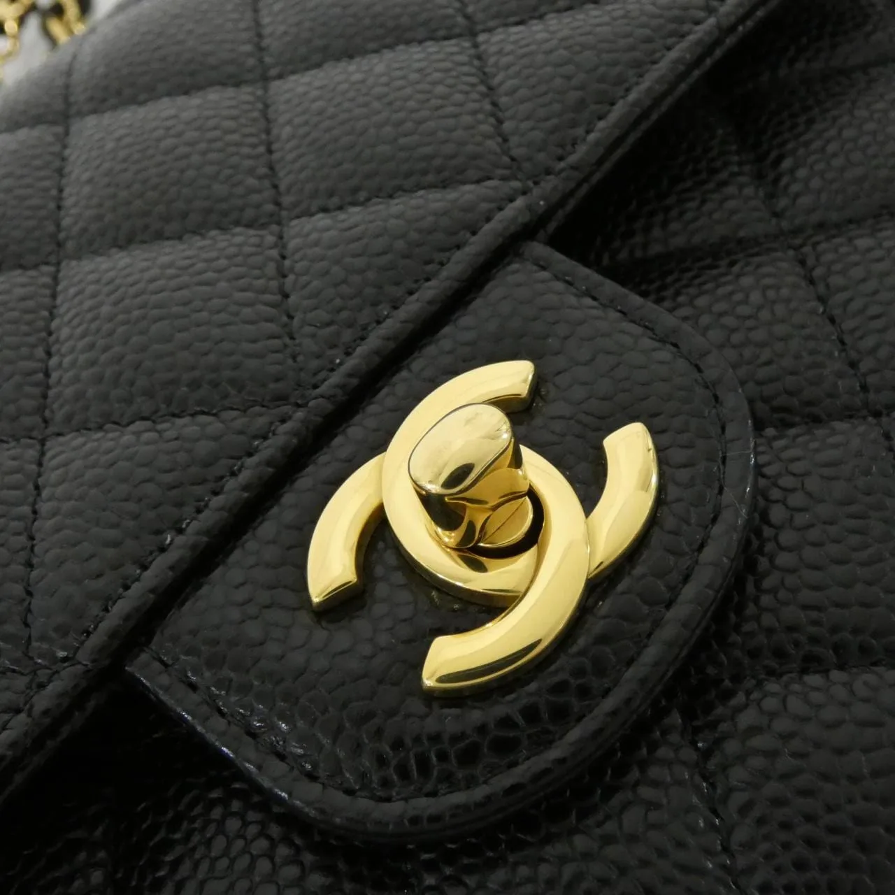 CHANEL Matelasse 1112 Shoulder Grained Calfskin Black Grained Calfskin Rank A - Thumbnail 4