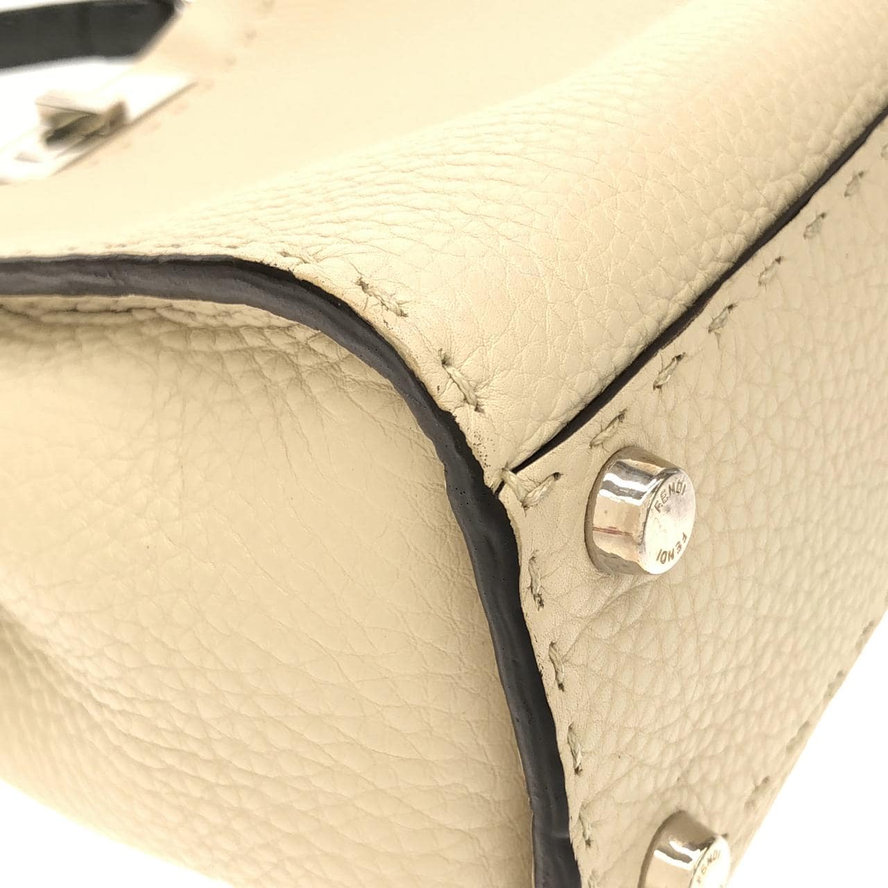 FENDI Peekaboo 8BN290 3PE 手提包 2