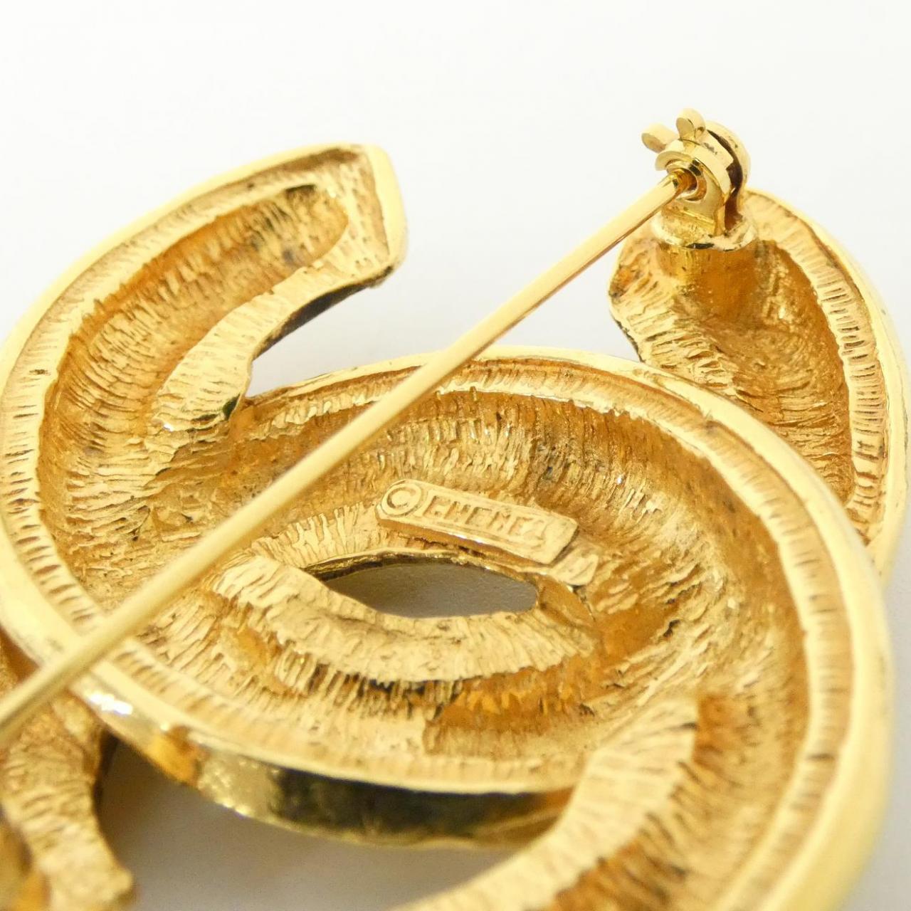 CHANEL Accessories 3