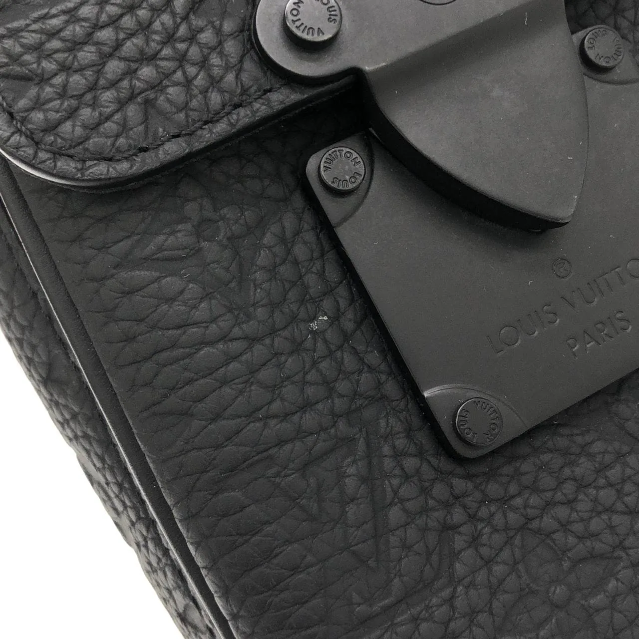 LOUIS VUITTON M81524 Shoulder Monogram Black Monogram Rank A - Thumbnail 4