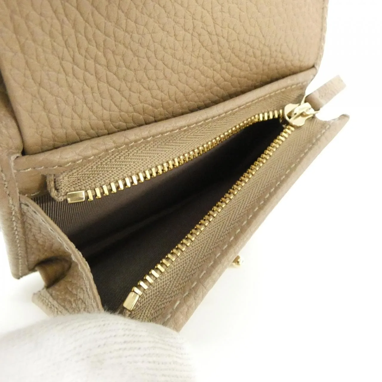 GUCCI 645536 AABXM 銀包 皮革