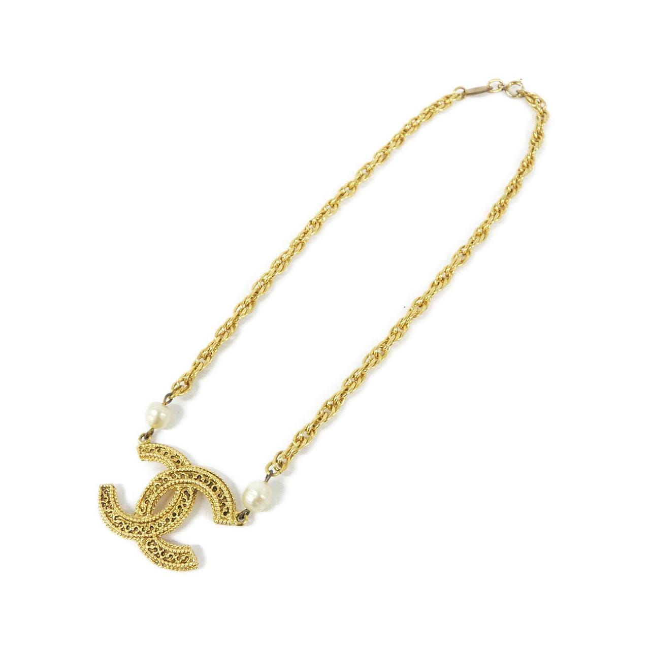 CHANEL Accessories 2