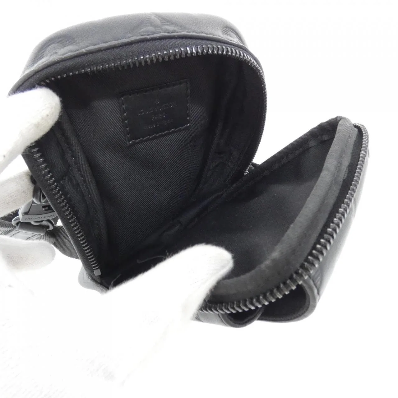 LOUIS VUITTON M81323 Shoulder Monogram