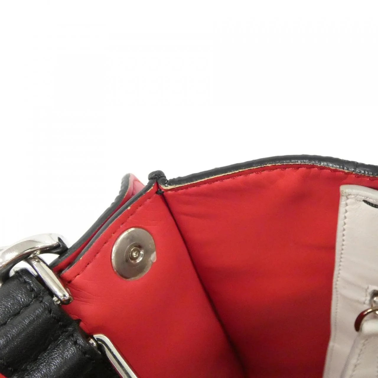 FENDI Peekaboo 7VA447 A6FX 手提包 皮革