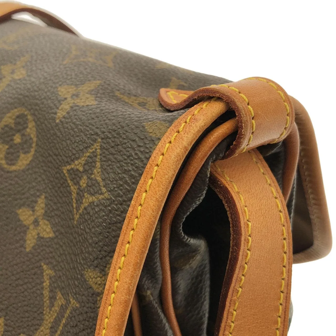 LOUIS VUITTON Saumur M42256 Shoulder Monogram Black Monogram Rank B - Thumbnail 6