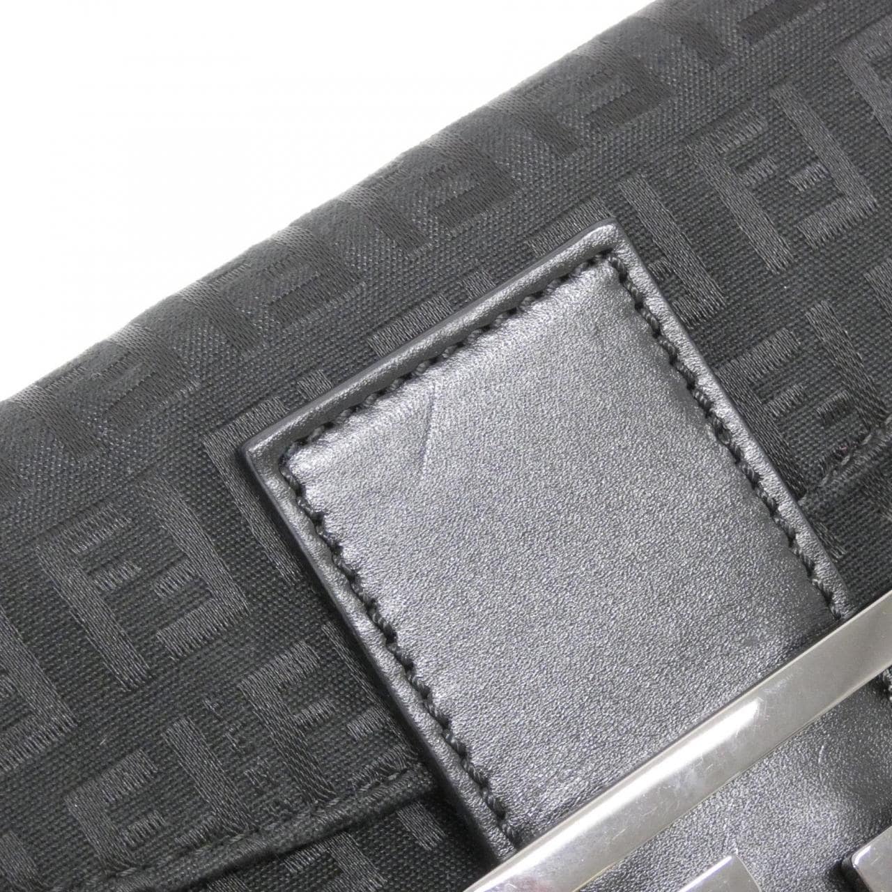FENDI Baguette 8BR003 JQ5 肩背包 帆布 4