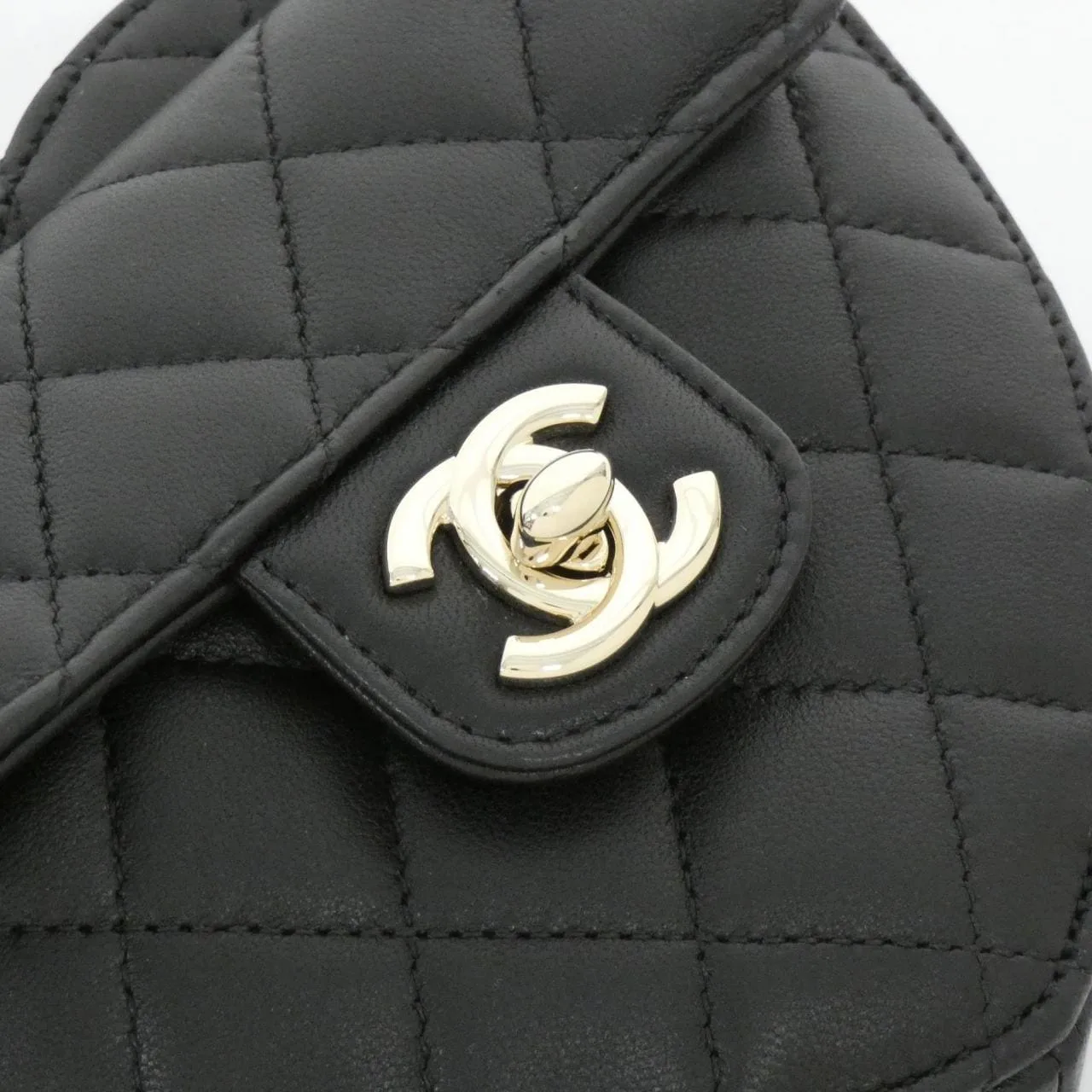 CHANEL Timeless Classic AP2784 Shoulder Lambskin 4
