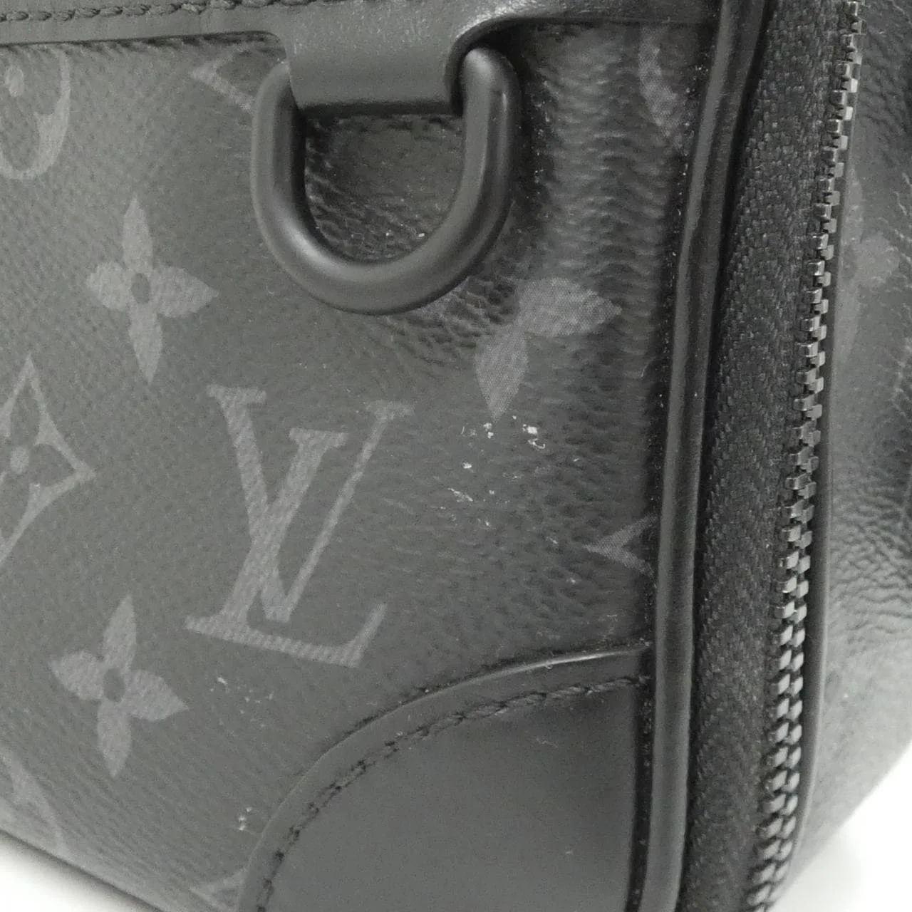 LOUIS VUITTON Eclipse M46955 Shoulder Monogram 5
