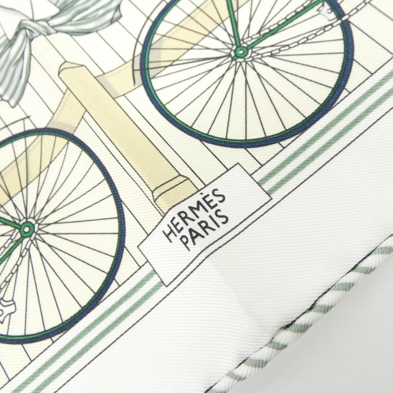 HERMES Scarf 2