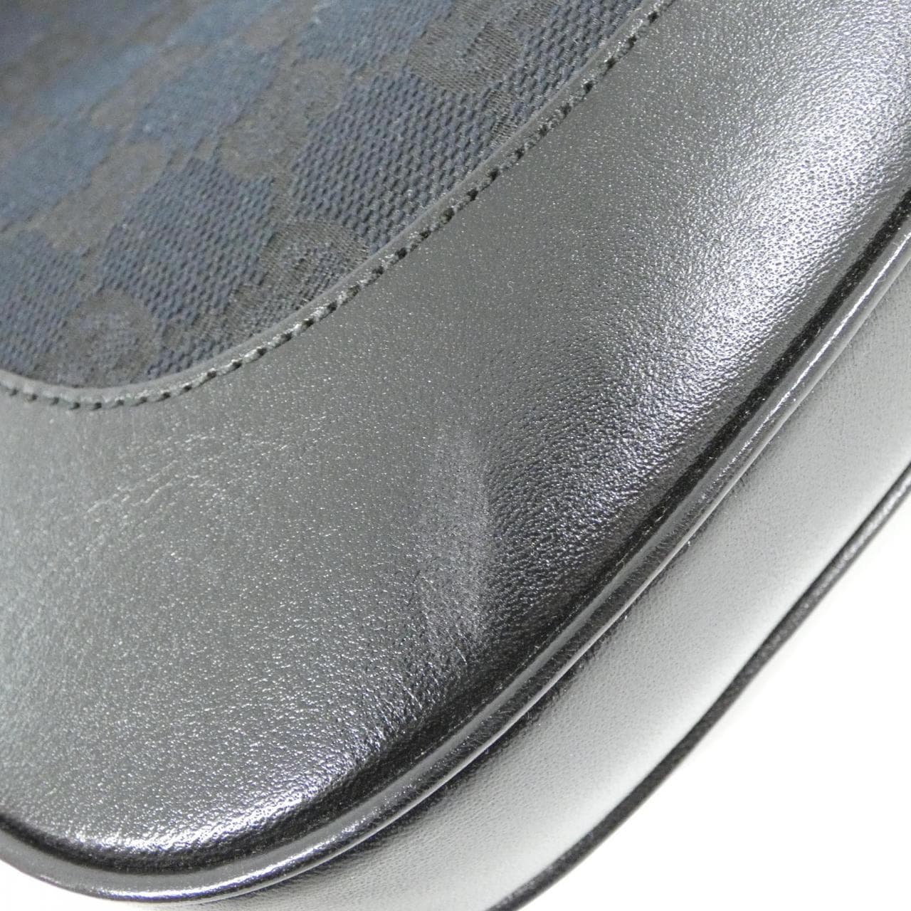 GUCCI 001 3306 Shoulder Canvas 4