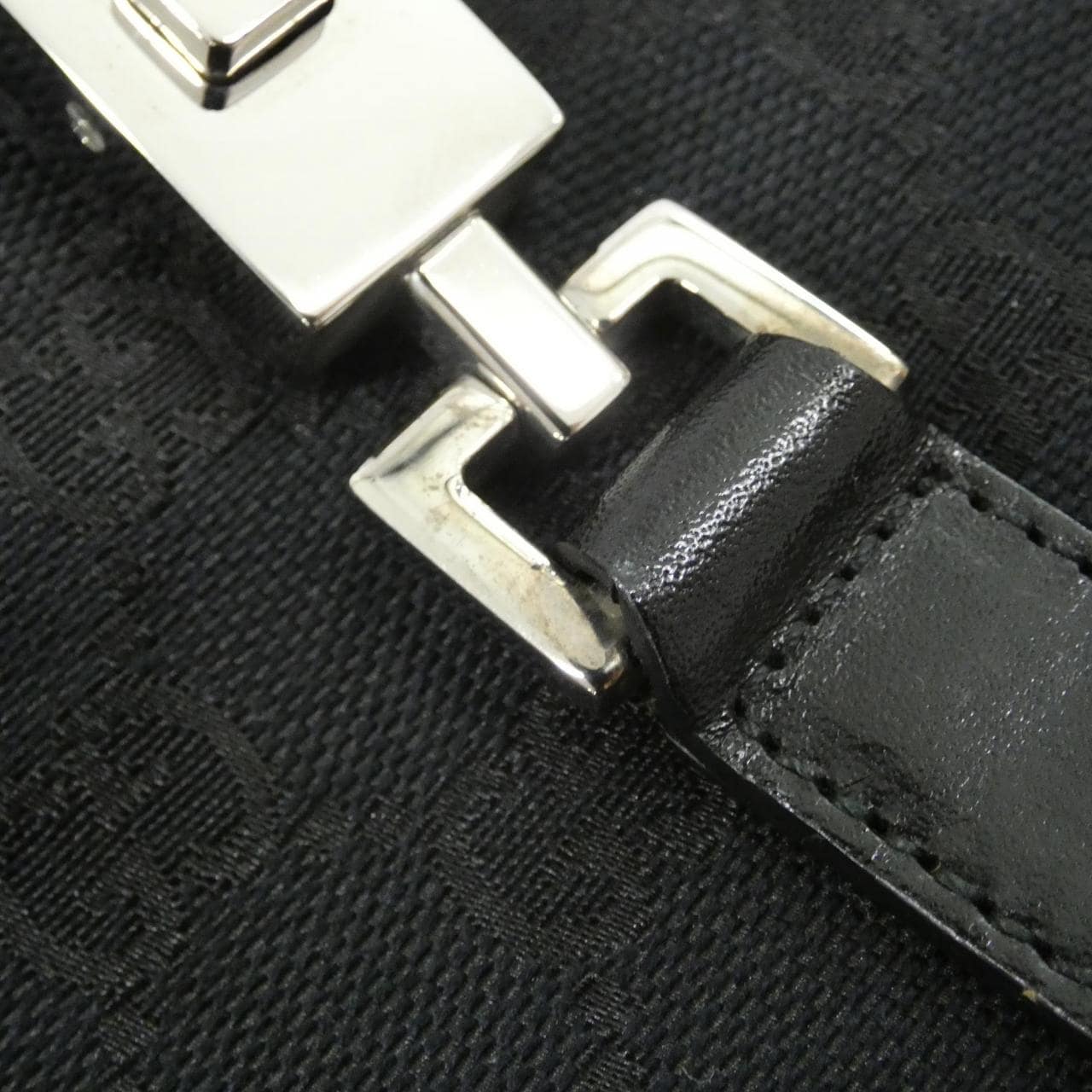 GUCCI 001 3306 Shoulder Canvas 5