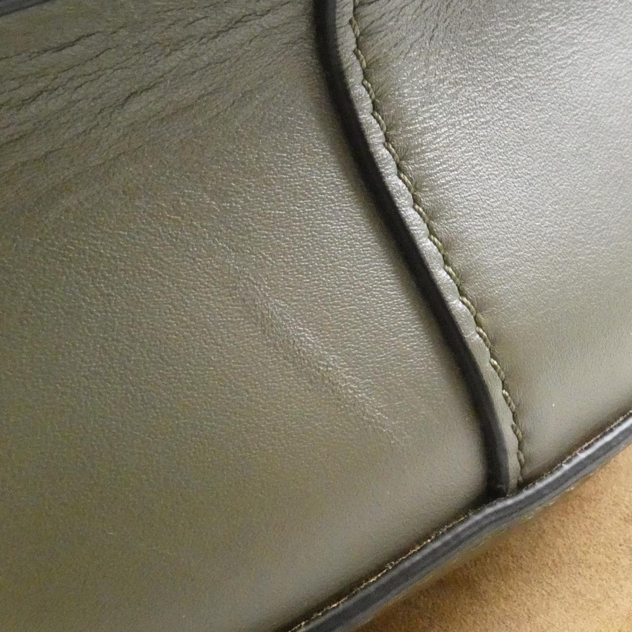LOEWE Gate 331 54 T20 肩背包 4