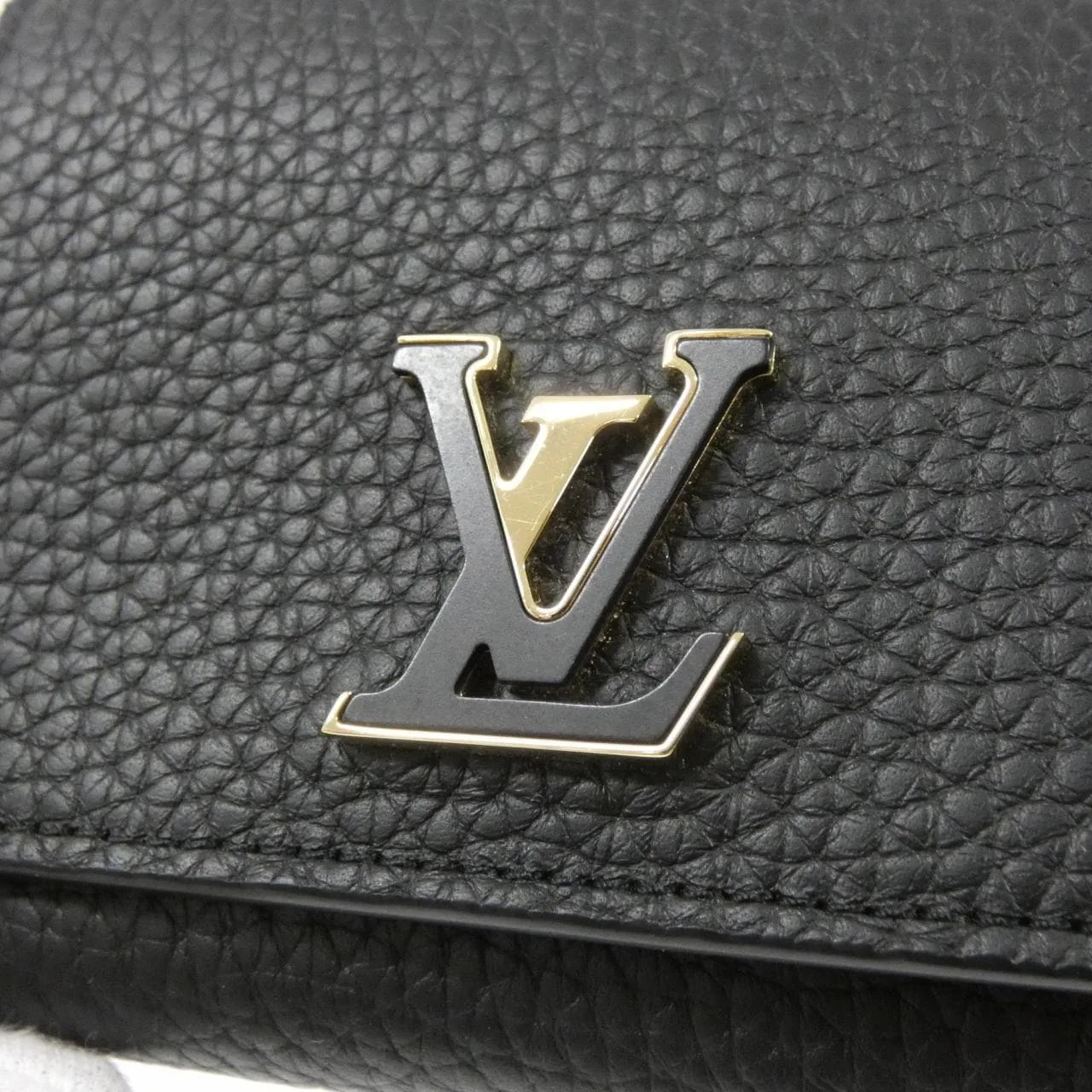 LOUIS VUITTON Capucines M12149 Wallet Black Rank A - Thumbnail 3