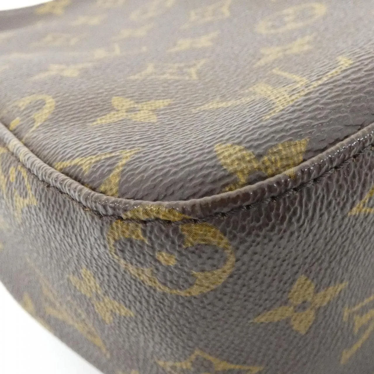LOUIS VUITTON Looping M51146 Shoulder Monogram 2