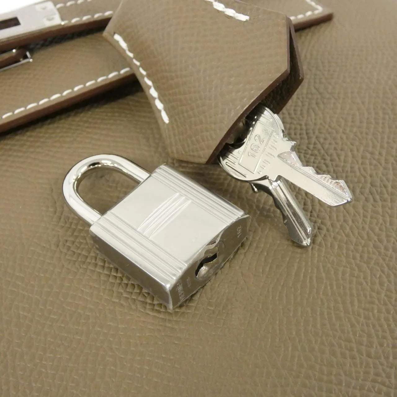 HERMES Kelly 038416CK Handbag Epsom Etoupe Epsom Leather Unused - Thumbnail 4
