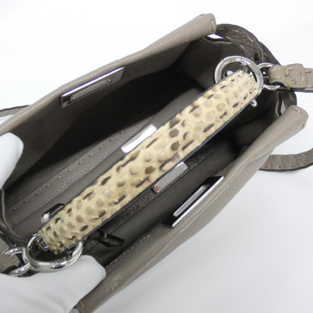 FENDI Peekaboo 8BN244 N8K 手提包 蟒蛇皮 5