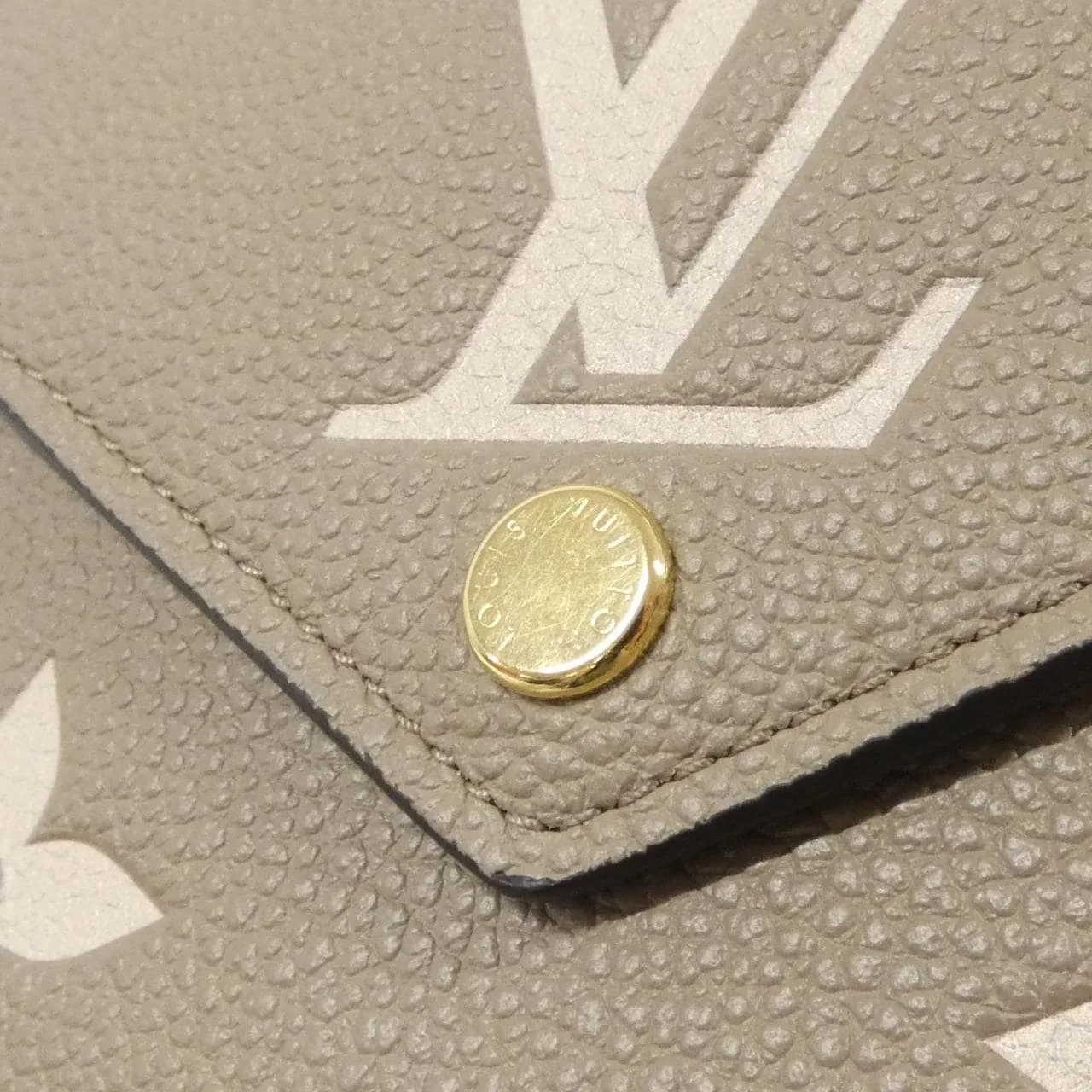 LOUIS VUITTON M81861 Wallet Monogram Black Monogram Rank A - Thumbnail 3