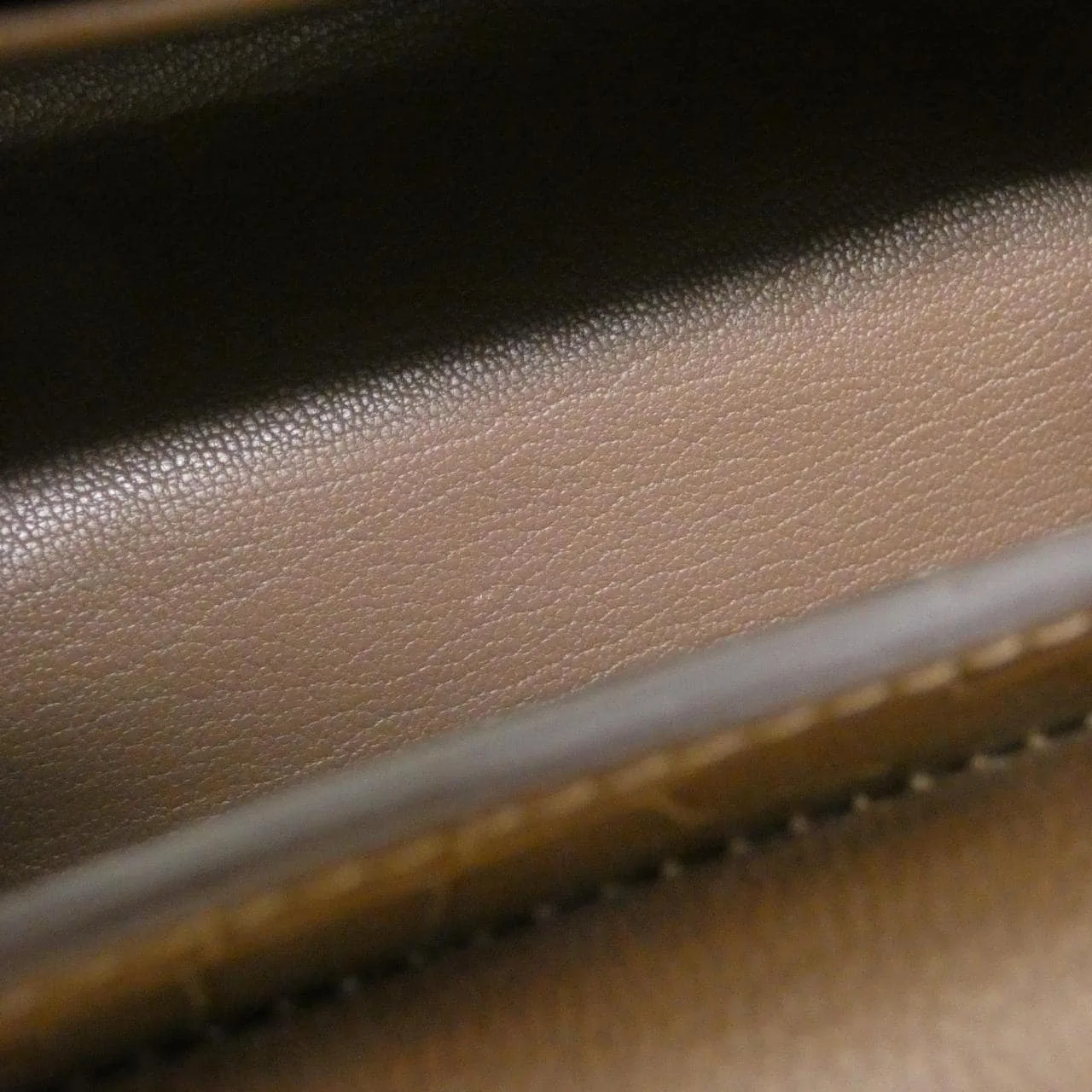 LOUIS VUITTON Twist Shoulder Leather
