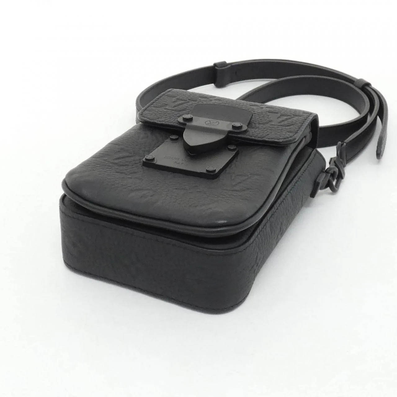 LOUIS VUITTON M81524 Shoulder Monogram 3