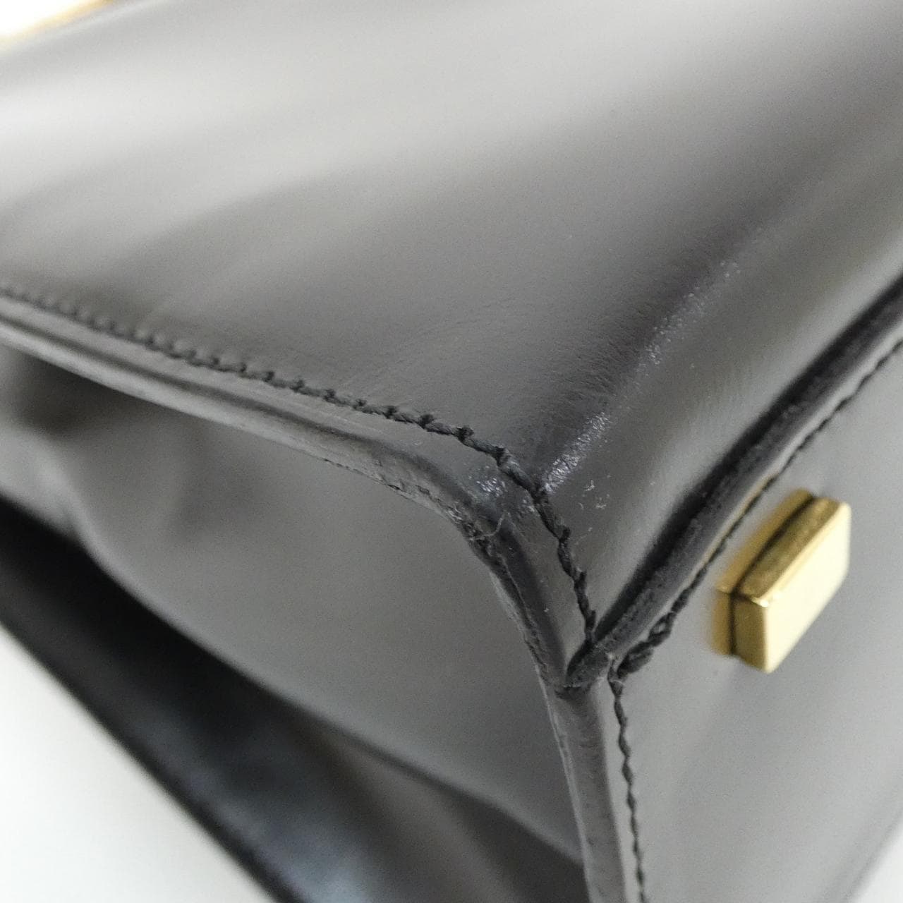 CELINE Handbag Leather 2
