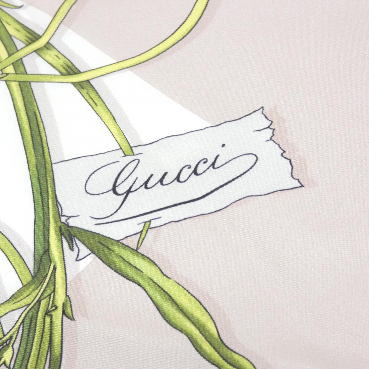 GUCCI Scarf 2