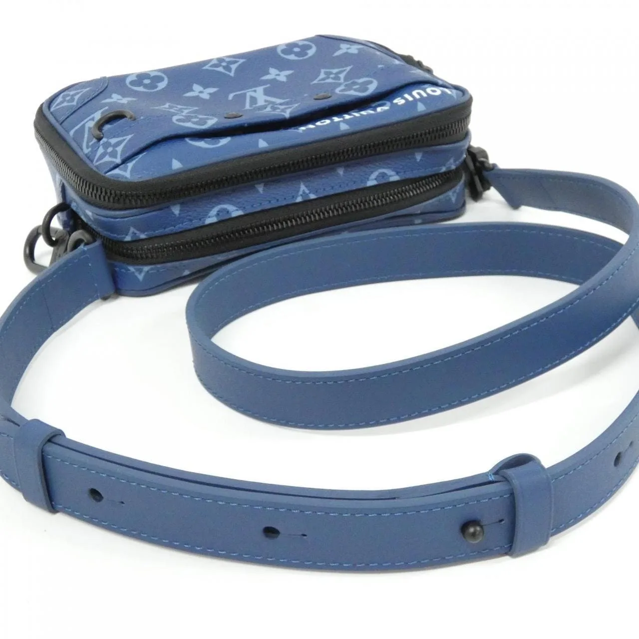 LOUIS VUITTON M82801 Shoulder Monogram Blue Monogram Rank A - Thumbnail 7